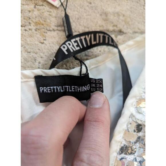 Women's PrettyLittleThing Silver Sequin Crop Top and Pants Set Size 2X - Picture 8 of 8